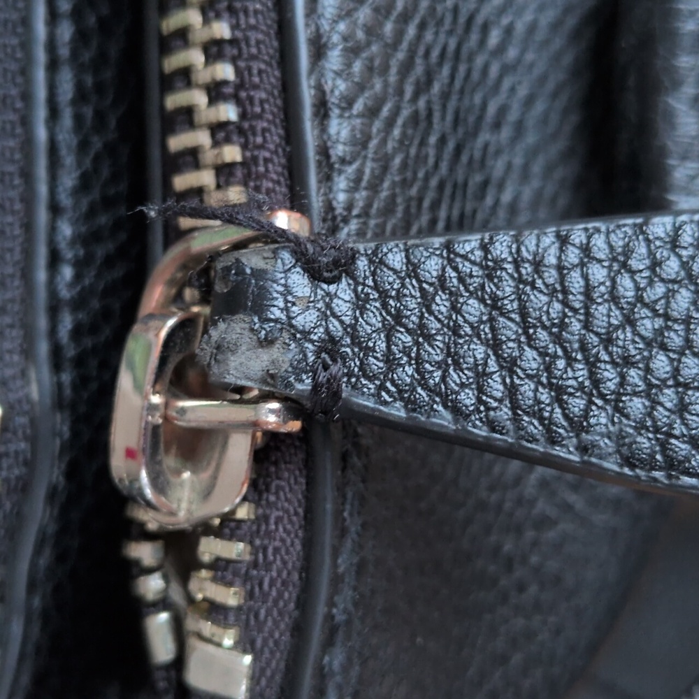 GUESS Los Angeles Black Pebbled Triple Entry Satchel Crossbody - Picture 8 of 12